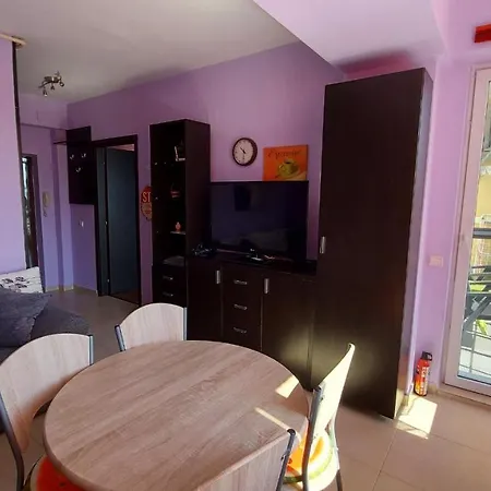 Summerland Seaview דירה מאמאיה